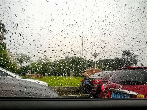 下雨天圖片|3,600+張下雨天圖案，下雨天設計圖片素材免費下載